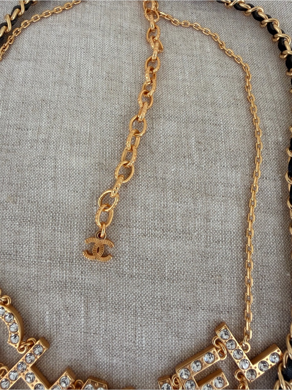 ✨CHANEL Gold and Black Ribbon Lariat Necklace with Crystal CC and Pearl Drops🖤 - Picture 6 of 14